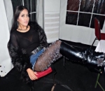  Kerap Berpenampilan Seksi