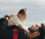  Sama Tampannya dengan Sang Ayah