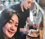 Hadiri Pembukaan Bisnis Cita Citata