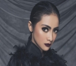 Rini Yulianti Saingi Sang Kakak