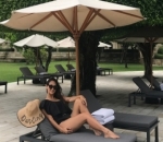 Menginap di Resort Mewah