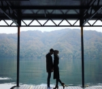 Romantis! Irvan Farhad & Hamidah Rachmayanti Saling Tatap