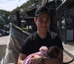 Baby Brie Makan Siang Bersama Papa