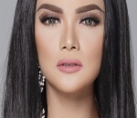 Make Up Flawless Membuatnya Stunning