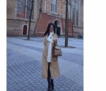 Gaya Mahal Syahrini di Belanda