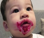 Gemas! Iori Belepotan Makan Buah