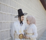 Bulan Madu Irvan Farhad & Istri