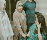 Keluarga Berkumpul Untuk Olla Ramlan