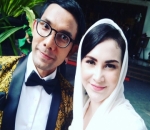 Arumi Bachsin Foto Bareng Idola