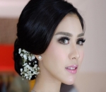 Riasan Syahnaz Sadiqah Curi Perhatian