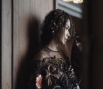 Adinia Wirasti Tampil Mempesona