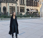 Berkunjung ke Tempat Wisata