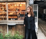 Pose Kece Kirana Larasati Sesampai di Jepang