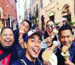 Ramainya Liburan ala Donna Agnesia