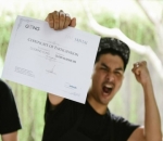  Mendapatkan Sertifikat