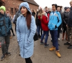 Tinggalkan Anak-Anak