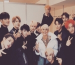  Berfoto Bersama Seventeen