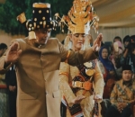 Lakukan Prosesi Manortor