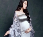 Anggun dengan Rambut Panjang