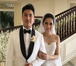 Serasi dengan Busana Berwarna Putih