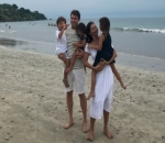  Indah Kalalo Menikmati Waktu Bersama Anak