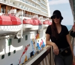 Wulan Guritno Lakukan Liburan Mewah