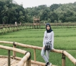  Penampilan Perdana Vebby Palwinta