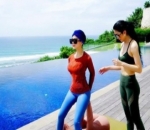  Pamer Lekuk Tubuh Bak Boneka