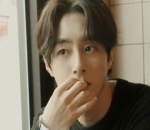 Tatapan Seo Minwoo Buat Hati Fans Meleleh