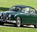 Jaguar MK2 dengan Empat Pintu