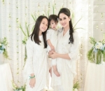 Tubuh Ririn Ekawati Masih Seperti Gadis Remaja