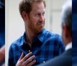 Pangeran Harry Tampak Tidak Terkesan