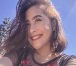 Tampilan Rambut Pendek dan Berantakan Ala Prilly Latuconsina