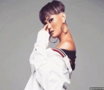 Tampilan Tomboy dengan Gaya Rambut Super Pendek Ala Agnes Monica