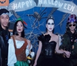 Marion Jola Jadi Robin Hood Seksi