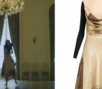 Gaun Putih Gading dalam Scene Dance di MV 'SOLO' Jennie 