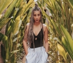 Awkarin Tampil Mengagetkan dengan Gaya Corn Rows Pirang