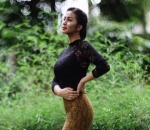 Ariel Tatum Kerap Bikin Iri dengan Tubuh Seksinya