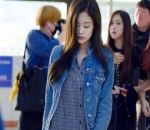 Tampil Kece Seperti Jennie dengan Busana Simpel