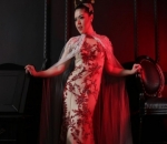 Dandanan Megah Ala Tina Toon