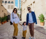 Kaos Putih Polos Jadi Andalan Keluarga Sarwendah