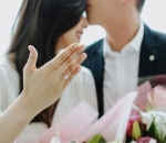 Momen Romantis Saat Yuanita Akhirnya Dilamar oleh Indra