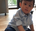 Outfit Kemeja Bikin Raphael Makin Menggemaskan