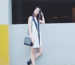 Pamela Seksi dan Anggun Pakai Blazer Vest Hitam Putih