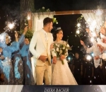 Keduanya Tampak Menyapa Sembari Menyebar Senyum