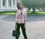 Pakai Jas Cewek Ala Vanessa Prescilla