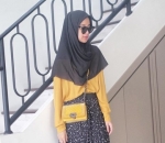 Rok Polkadot dan Atasan Warna Mencolok