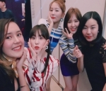 Beby Tsabina Jadi Host Fan Meeting Red Velvet