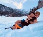 Raffi Ahmad Santai Lepas Baju Sampai Tiduran di Hamparan Salju