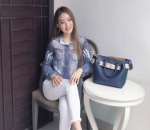 Kursi dan Meja Depan Rumah Bisa Berubah Tempat Foto OOTD